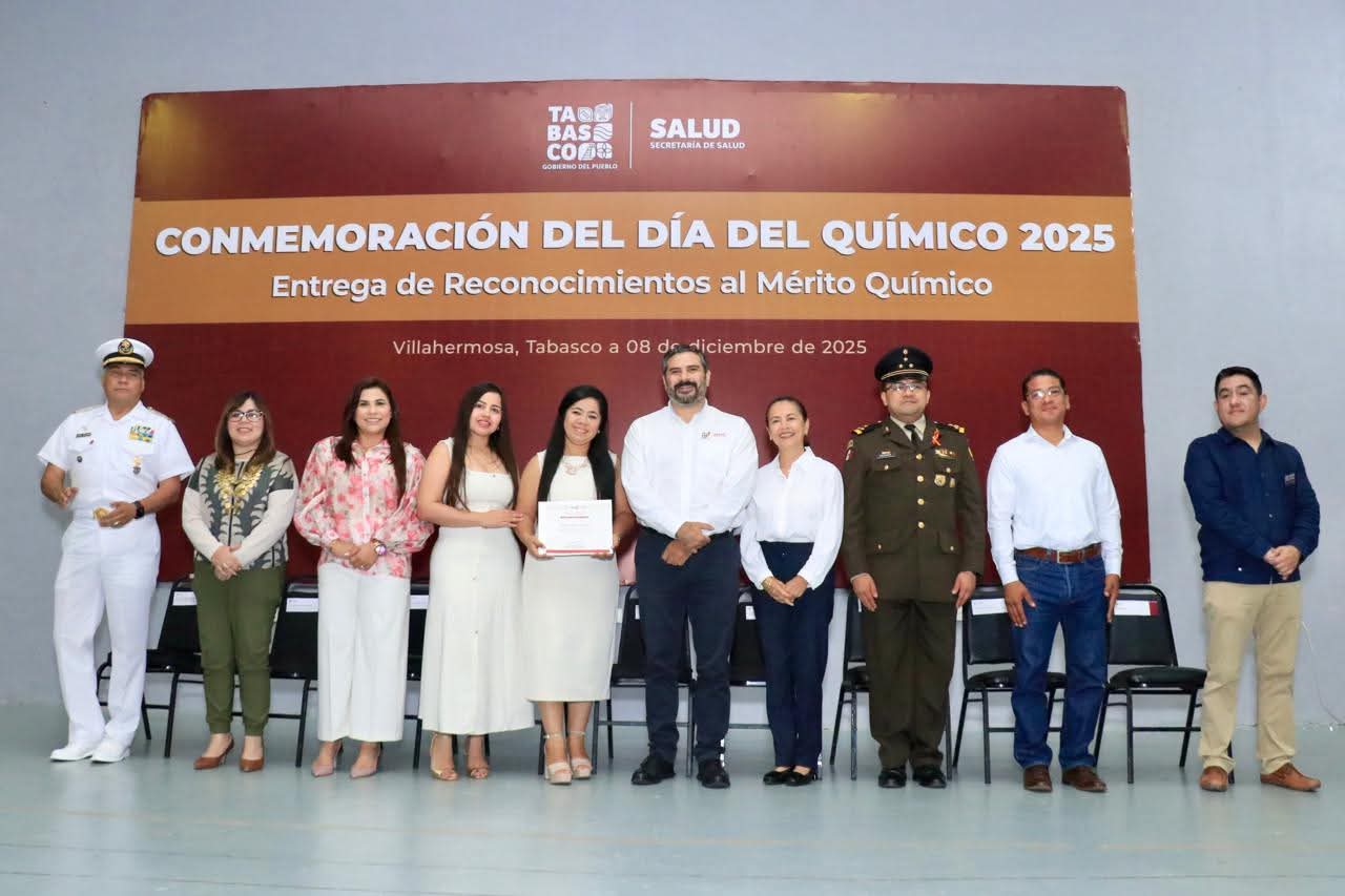 la comunidad universitaria se unio a la procesion