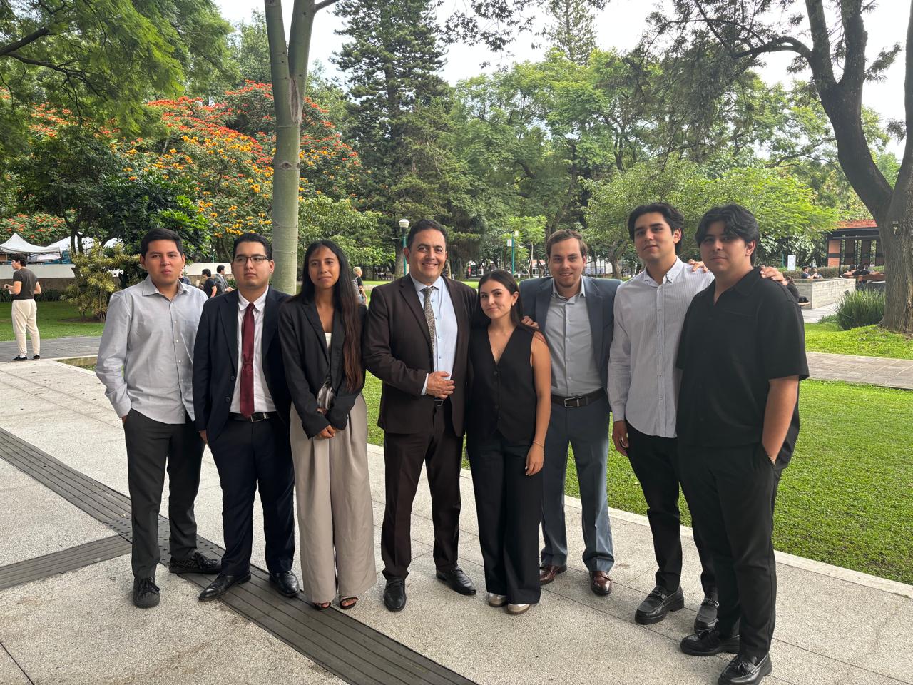 Alumnos de la UAG que participaron en el ECHOES Global Forum 2026