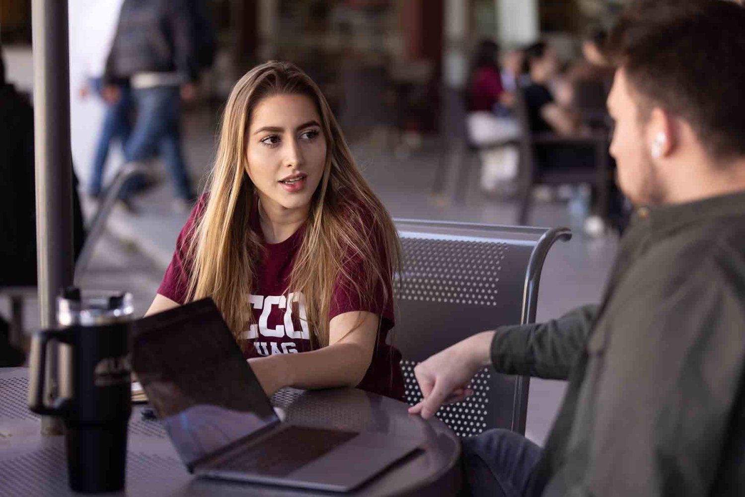 en que universidad puedo estudiar una carrera de finanzas
