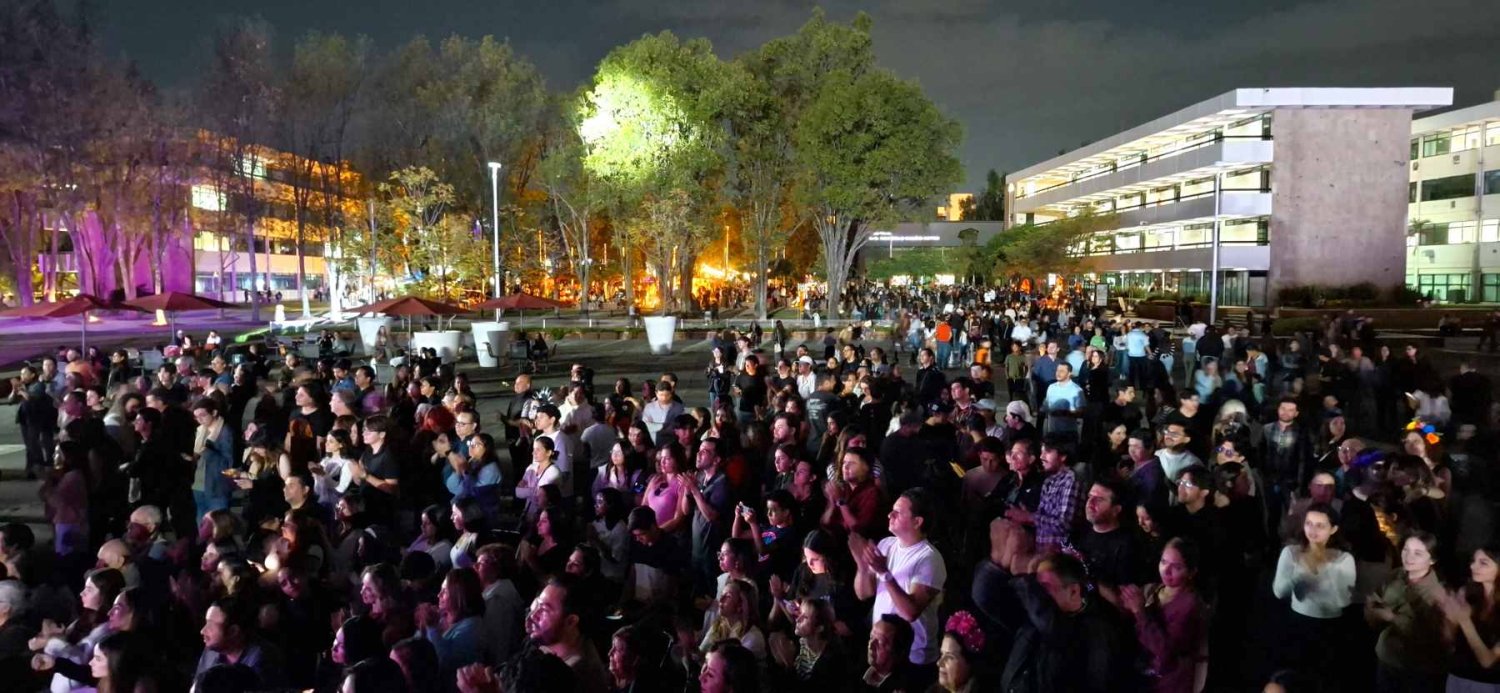 ciudad universitaria se lleno de visitantes para esta celebracion