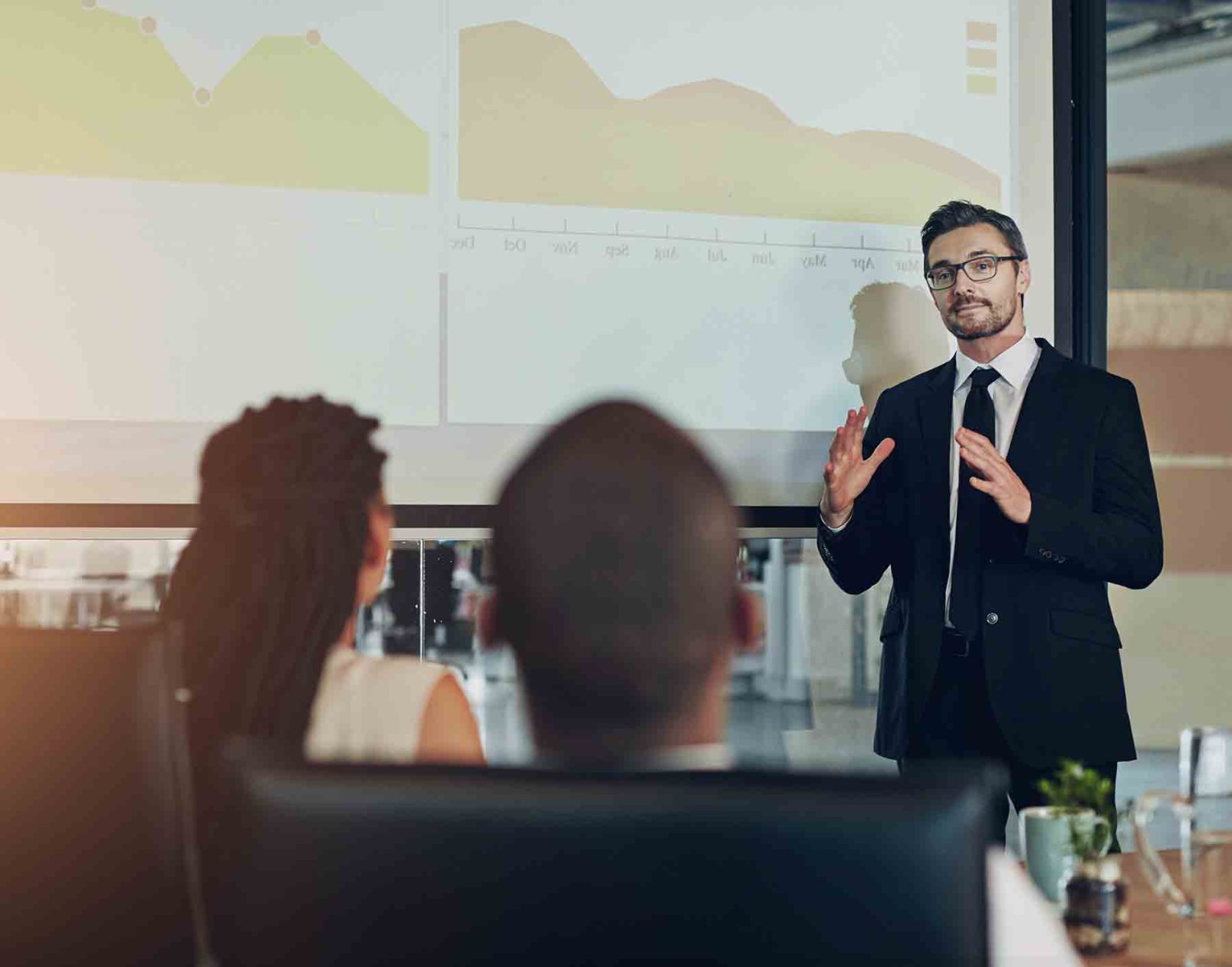 la maestria en finanzas en linea de la uag tiene contenidos enriquecidos de instituciones internacionales