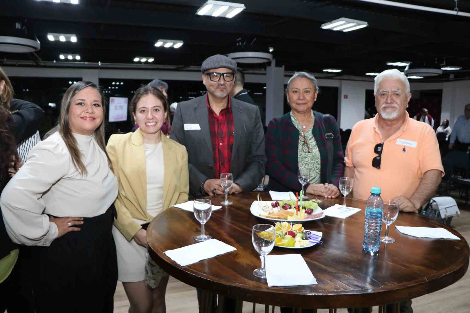 egresados de diferentes carreras participaron en esta actividad