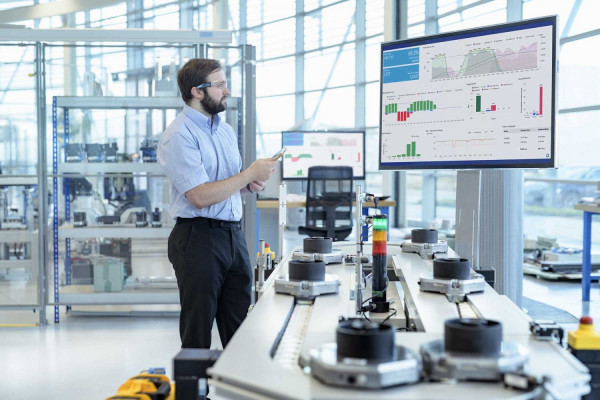 Carrera de Ingeniería Industrial y en Sistemas, lo que debes saber | UAG Media Hub