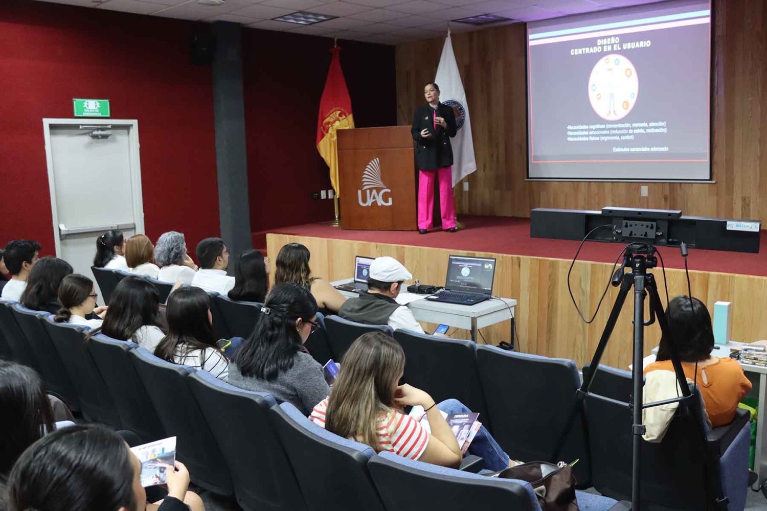 la uag fungio como sede del foro y consolido espacios de dialogo interdisciplinario