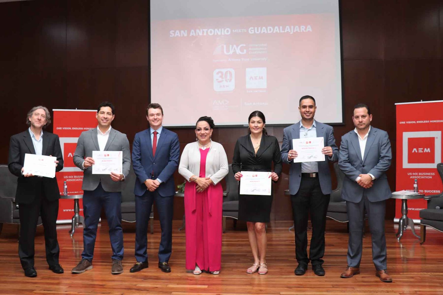 expertos del marketing compartieron su experiencia en este evento