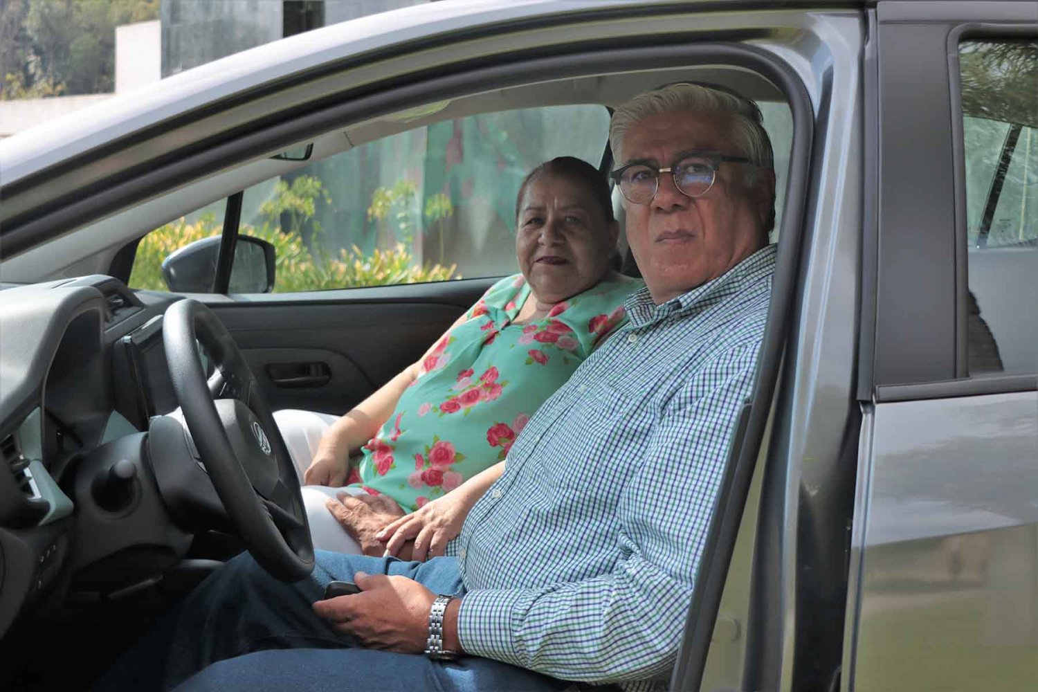 el academico de la uag junto con su esposa francisca torres