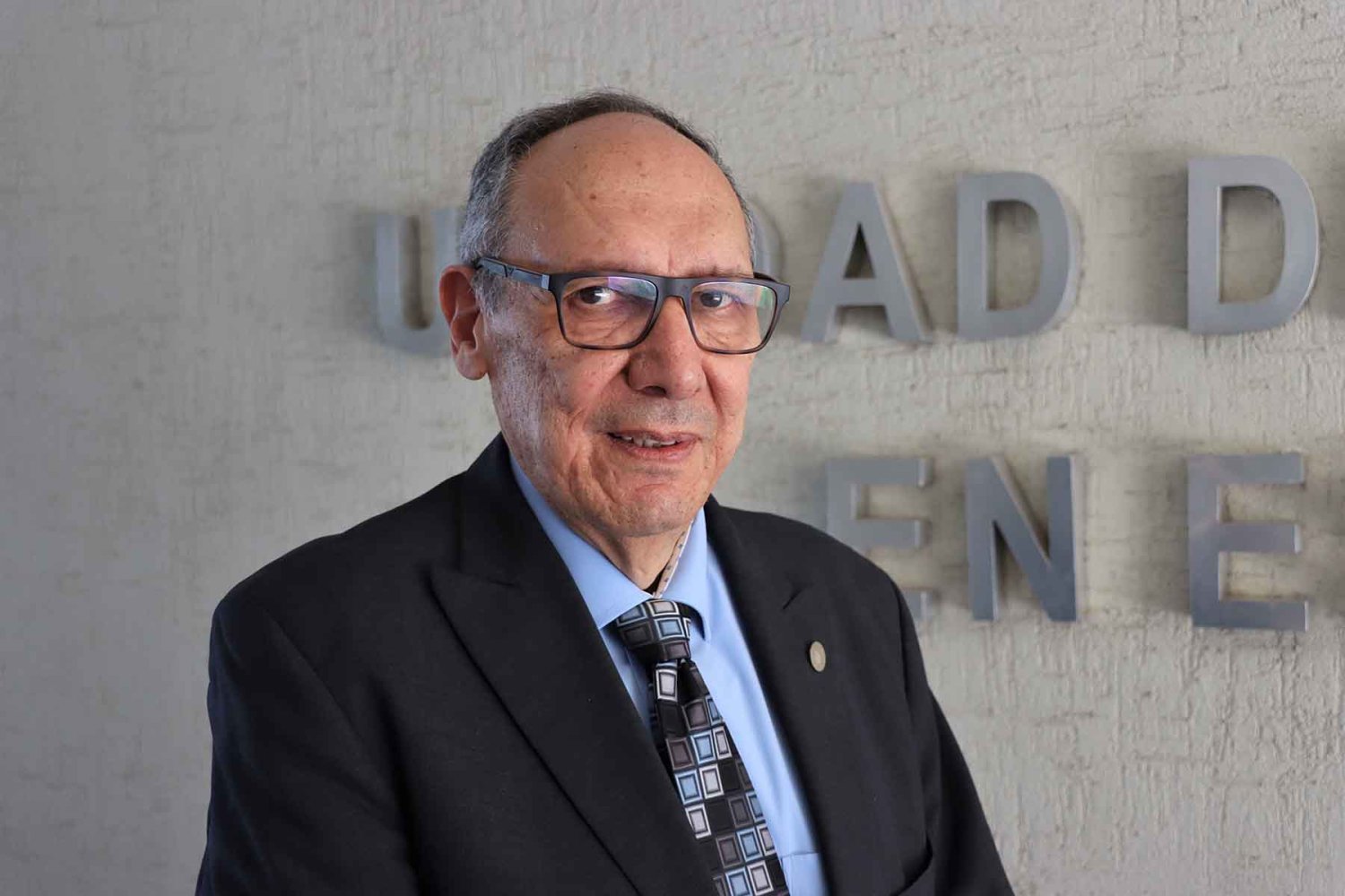 doctor gabriel bojorquez medico infectologo egresado de la uag