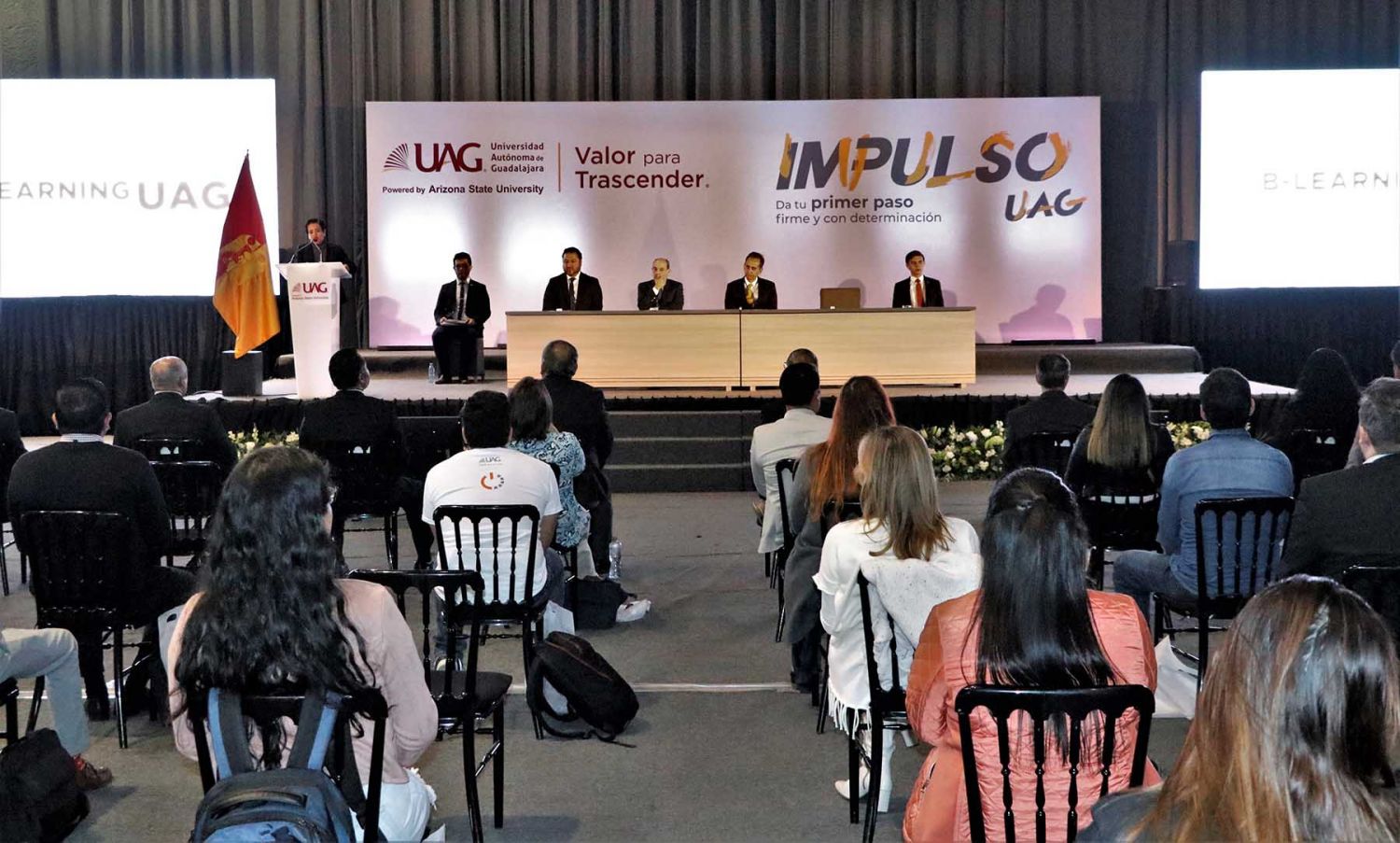 Alumnos de Posgrados inician su formación en la UAG | UAG Media Hub